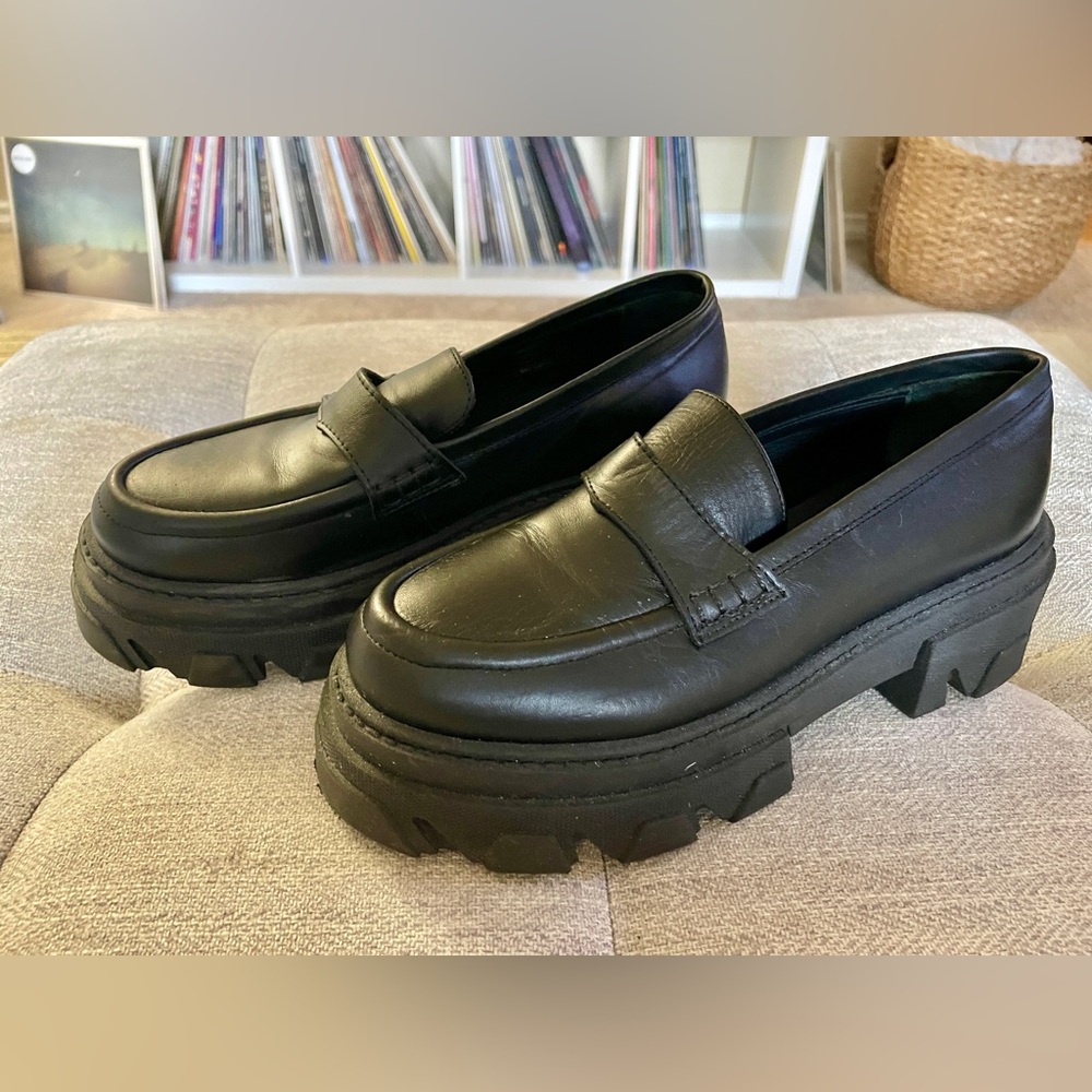 ALOHAS Black Chunky Loafers